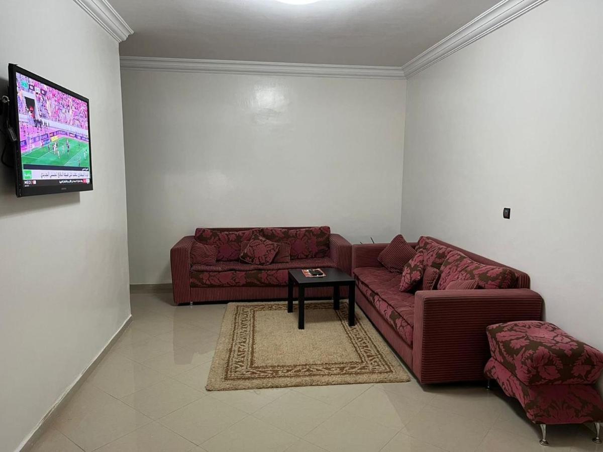 Bel Appartement Renove Proche De La Gare Du Train Rabat Exterior foto