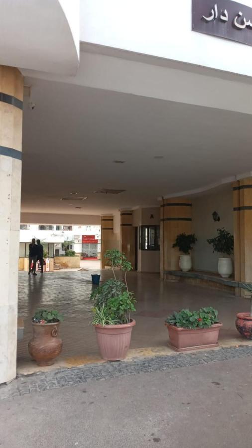 Bel Appartement Renove Proche De La Gare Du Train Rabat Exterior foto